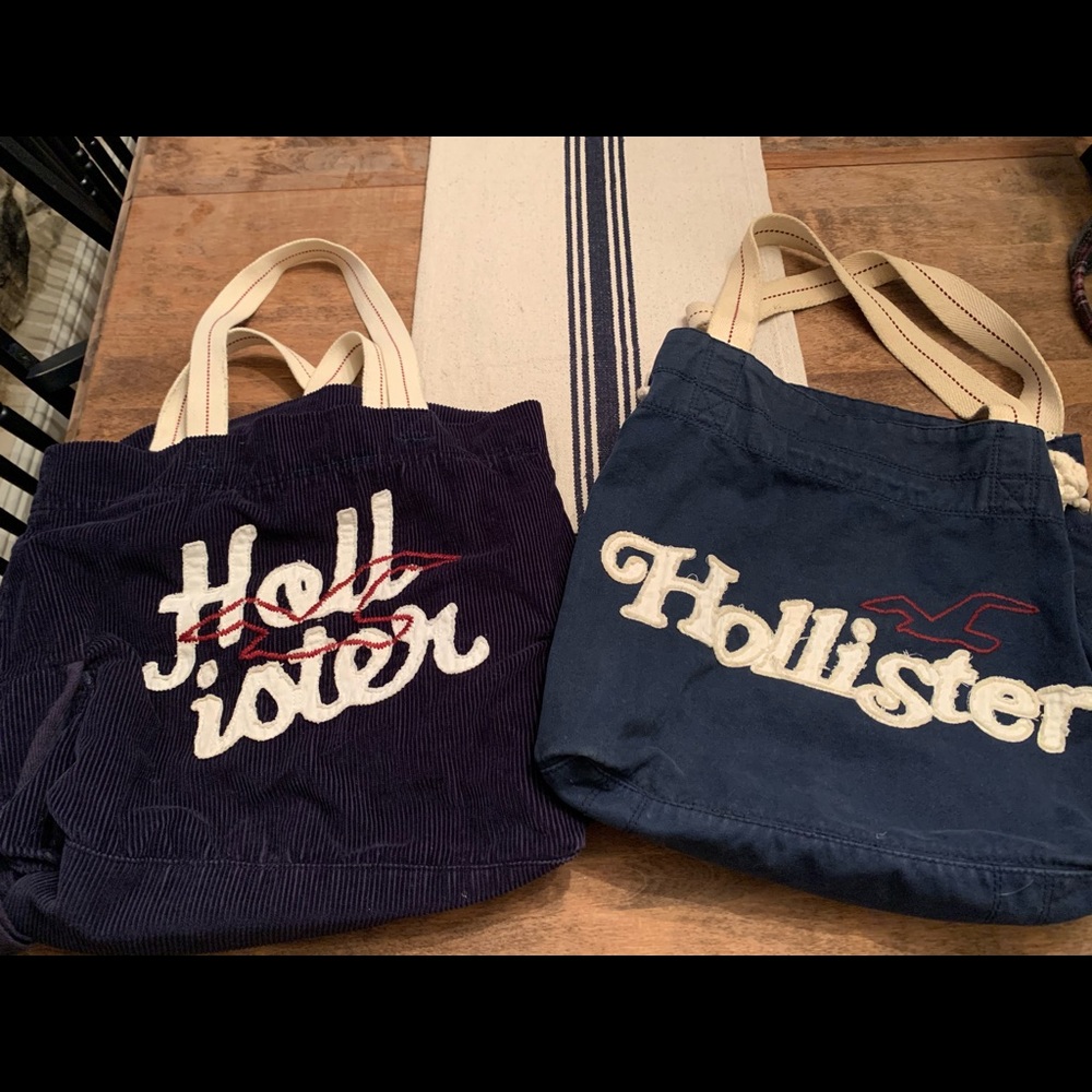 2 Hollister tote bags